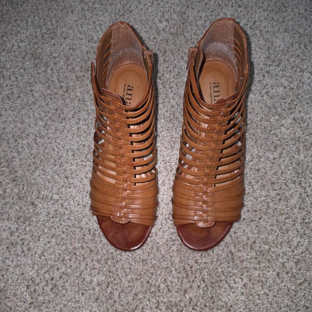 tan open toe wedge sandals